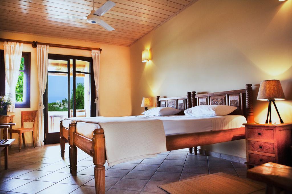 Rastoni Hotel Aegina Екстериор снимка