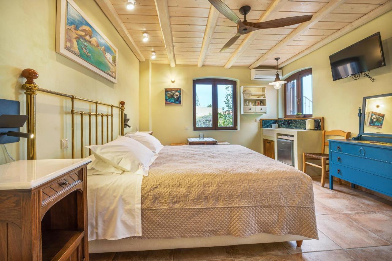 Rastoni Hotel Aegina Екстериор снимка