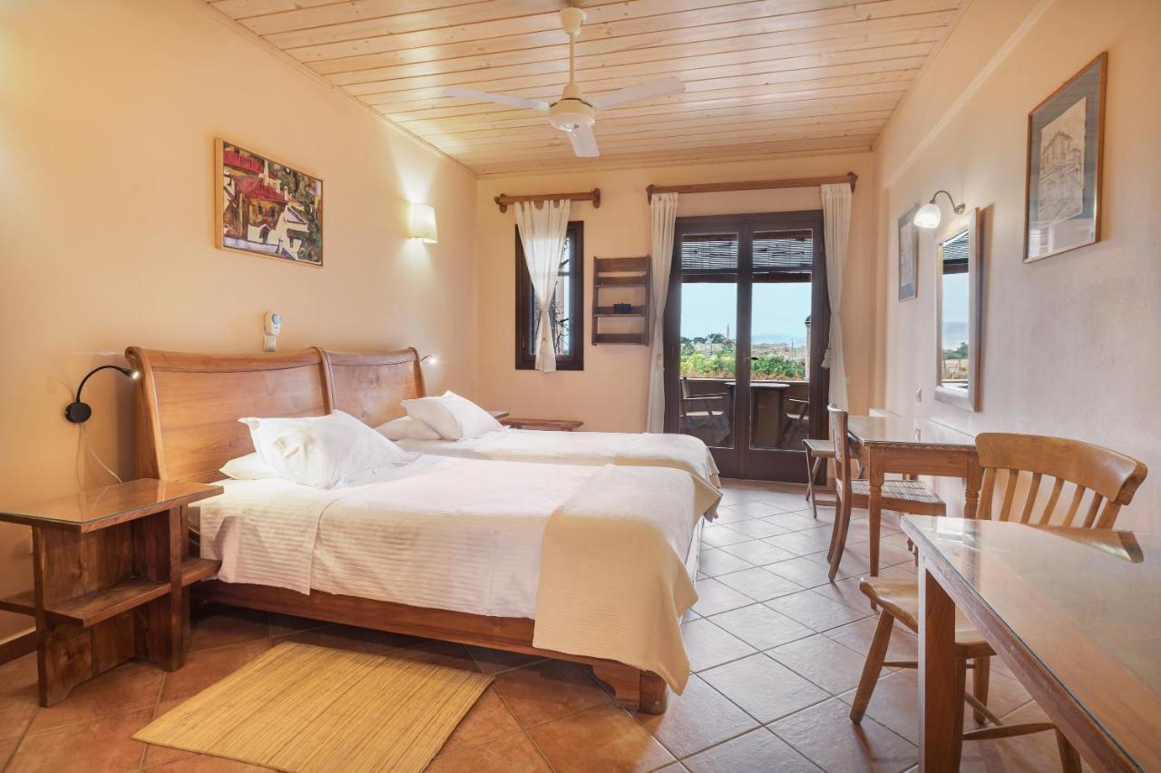 Rastoni Hotel Aegina Екстериор снимка